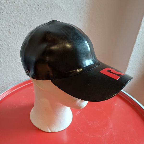Basecap „Darwin“ – Rubber goes Streetwear