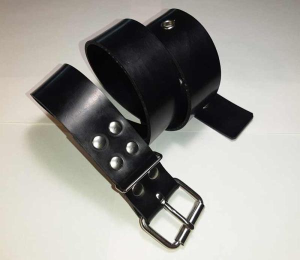 RACTION Belt „Macho Single“ – Klarheit in Gummi